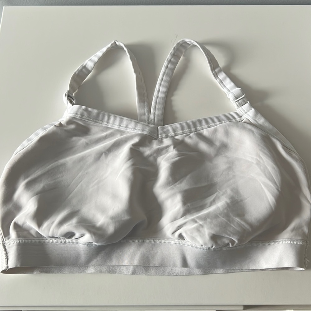 White razor back adjustable strap sports bra
